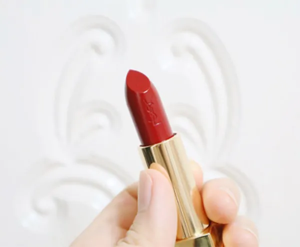 Son Yves Saint Laurent YSL Rouge Pur Couture Satin Radiance Lipstick 72 Rouge Vinyle Màu Đỏ Mận