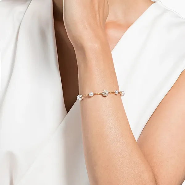 Vòng Đeo Tay Swarovski Remix Collection Round Pearl Strand White, Rose-Gold Tone Plated