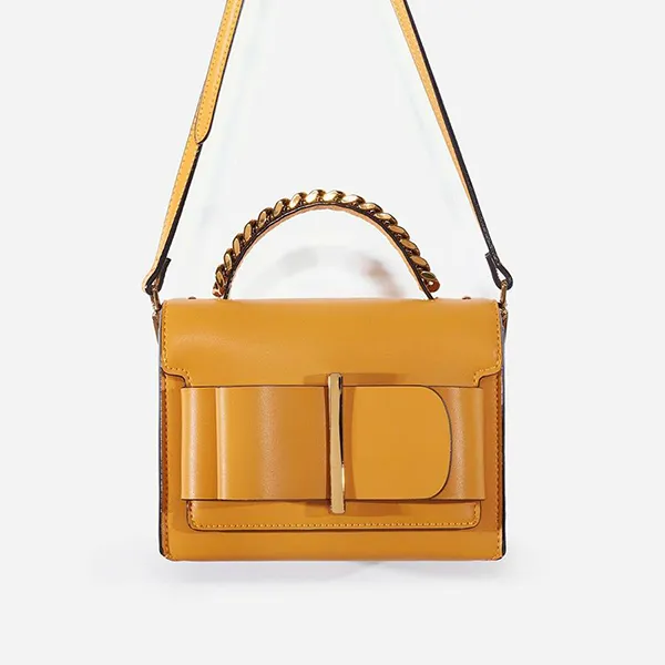 Túi Cầm Tay Nữ Charles & Keith CNK Arco Hebilla Cadena Top Handle Bag Bolsa Transversal 50680795-1 Màu Vàng
