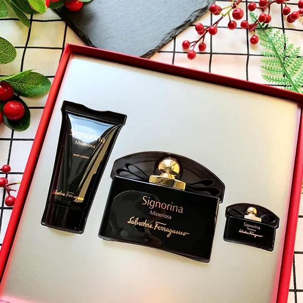 Gift Set Nước Hoa Salvatore Ferragamo Signorina Misteriosa EDP