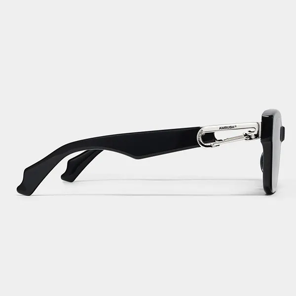 Kính Mát Gentle Monster Ambush - Carabiner 1 01 Màu Đen - Kính mắt - Vua Hàng Hiệu