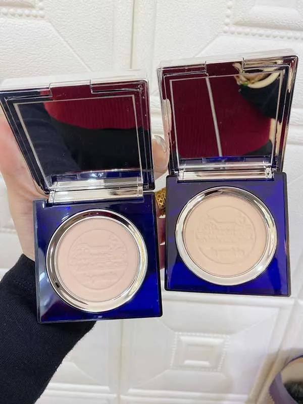 Phấn Phủ La Prairie Skin Caviar Powder Foundation SPF 15 UVA/PA++ Màu NW10 Tender Ivory 9g