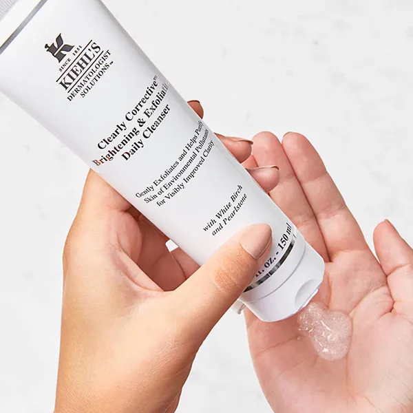 Sữa Rửa Mặt Làm Sạch Sâu Và Sáng Da Kiehl's Clearly Corrective Brightening Exfoliating Cleanser 150ml - Sữa Rửa Mặt - Vua Hàng Hiệu