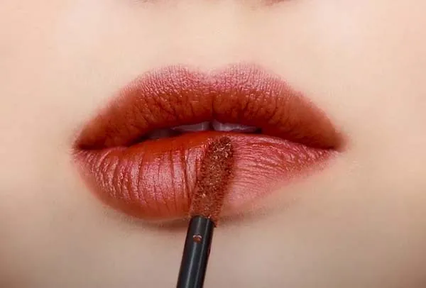 Son Kem Giorgio Armani Lip Maestro Liquid Matte Lipstick 209 Pazzalo Màu Nâu Chocolate