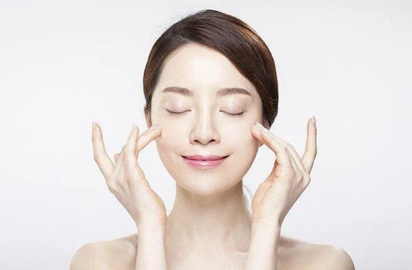 Tinh Chất Lancôme Rénergie Multi-Lift Ultra Full Spectrum Anti-Ageing Serum 50ml