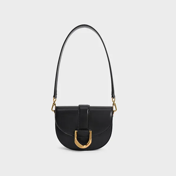 Túi Đeo Vai Nữ Charles & Keith CNK Metallic Buckle Saddle Bag Màu Đen Size 18cm