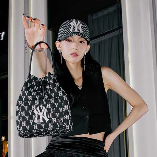 Túi MLB Monogram Jacquard Bucket Bag New York Yankees 3ABMS031N-50BKS