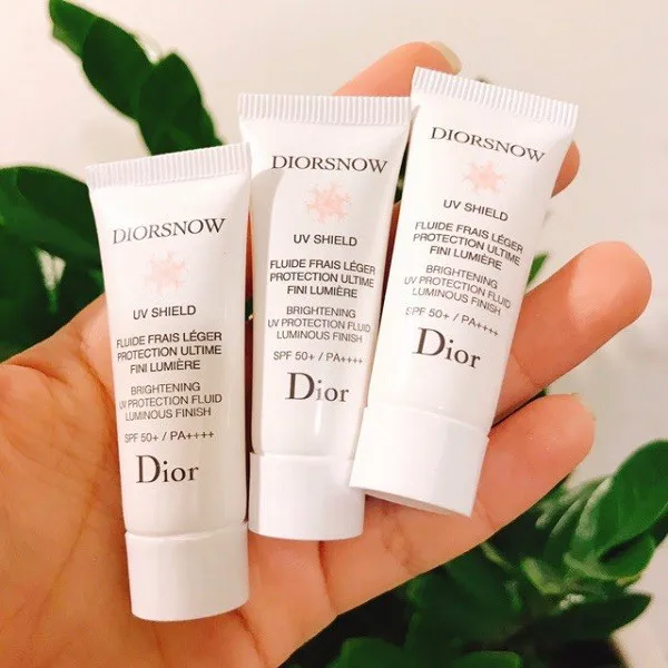 Set Dưỡng Da Dior Diorsnow Brightening Mini 4 Món Kèm Túi Đựng