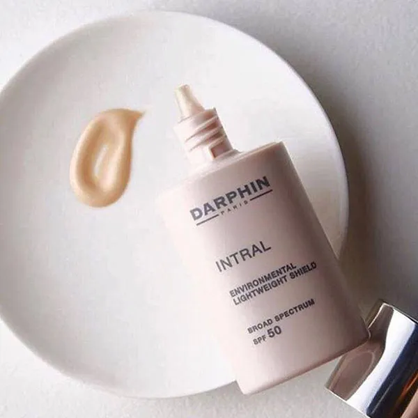 Kem Chống Nắng Darphin Intral Environmental Lightweight Shield Broad Spectrum SPF 50 30ml - Kem chống nắng - Vua Hàng Hiệu