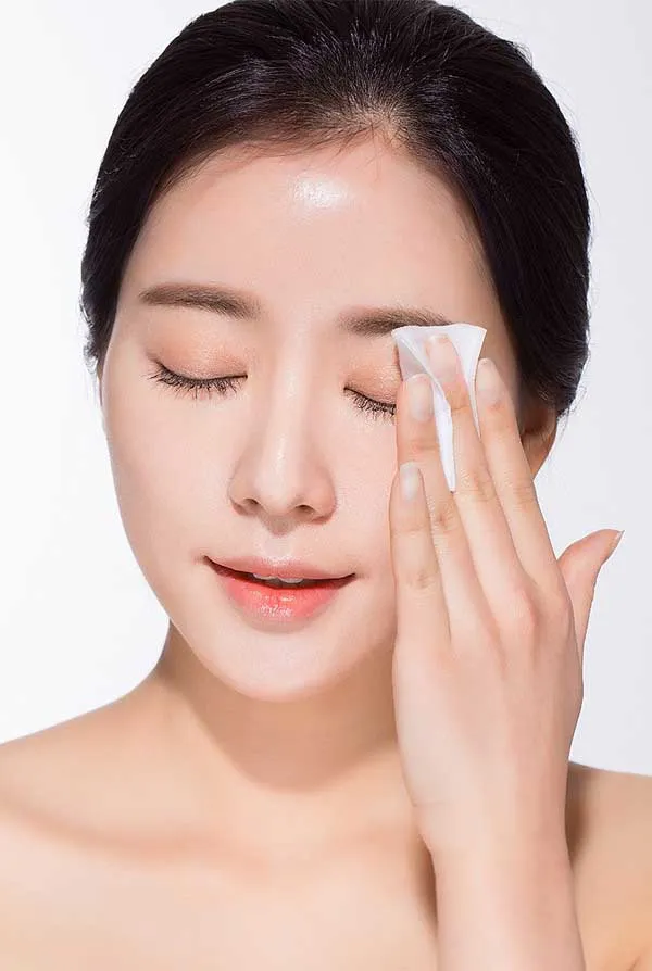 Đánh Giá Bộ Sản Phẩm La Roche Posay Cho Da Dầu Mụn Có Thực Sự Tốt Không?