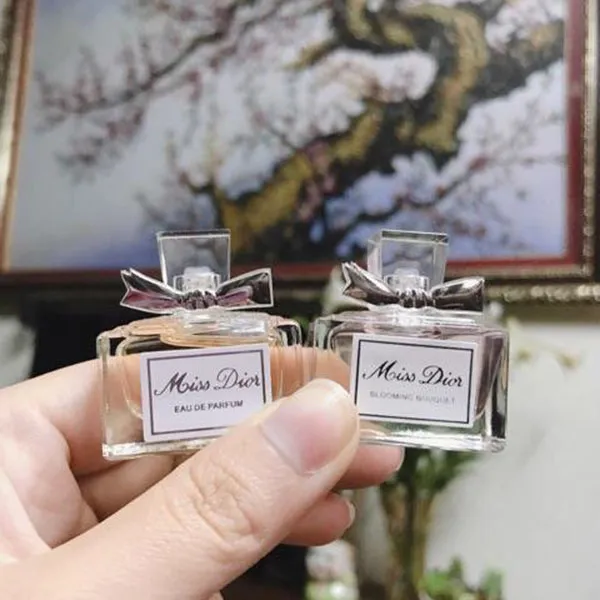 Top 13 set quà tặng mỹ phẩm cao cấp nàng nào cũng mê