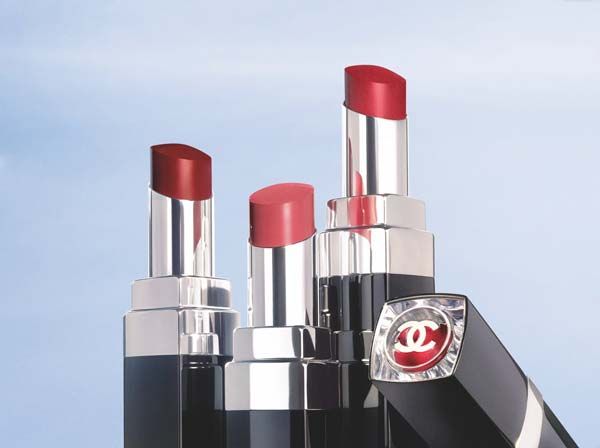 Review 9 màu son dưỡng Chanel Rouge Coco Bloom cho môi mềm mịn quyến rũ 2