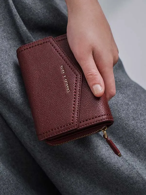 Ví Nữ Charles & Keith CNK Envelope Short Wallet Burgundy CK6-10770477-3 Màu Đỏ