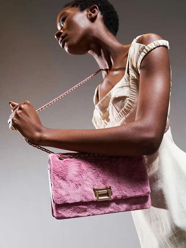 Túi Xách Nữ Charles & Keith CNK Textured Chain Shoulder Bag Pink CK2-20840440-9 Màu Hồng