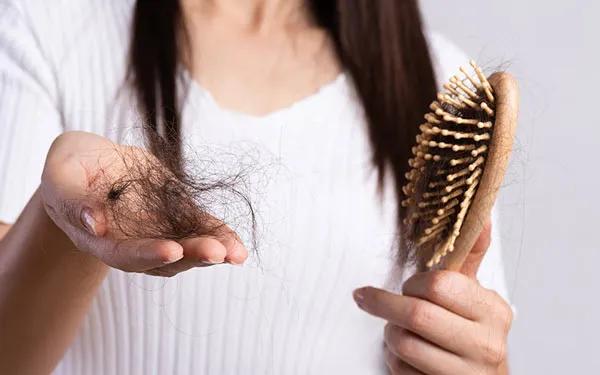 9 cách kích thích mọc tóc nhanh, an toàn cho tóc dày và chắc khỏe