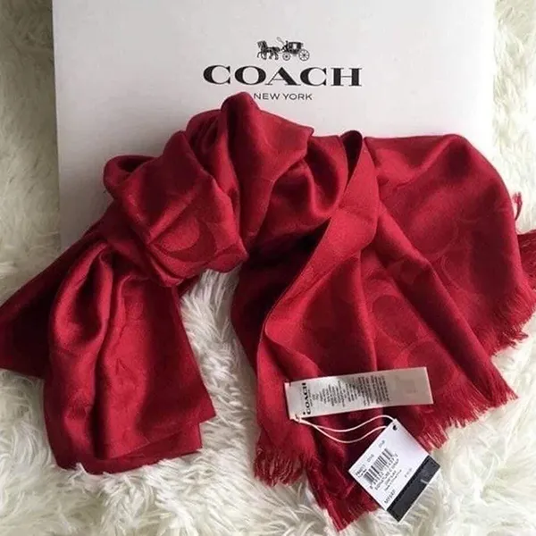 Khăn Quàng Cổ Coach Red Signature Màu Đỏ