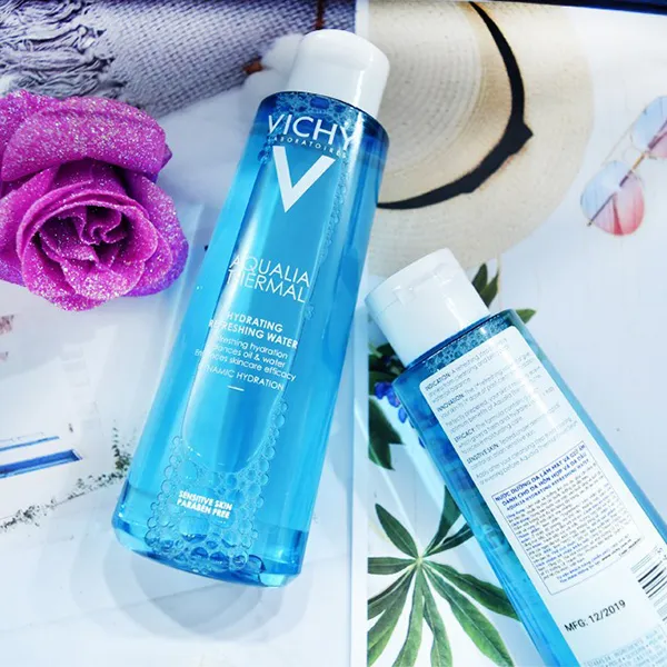 Nước Hoa Hồng Thải Độc Làm Mềm Da Vichy Aqualia Thermal Hydrating Refreshing Water 200ml