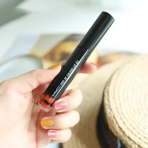 Son Kem Dưỡng Ẩm Mac Shot Of Colour Lip Oil 896 Let's Go Streakin' - Son Môi - Vua Hàng Hiệu