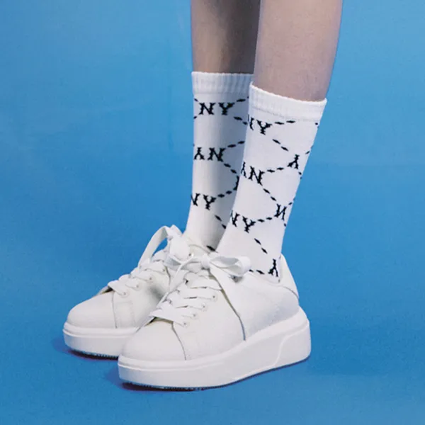 Tất MLB Monogram Diamond Socks New York Yankees 3ASOL0316-50CRS Màu Trắng