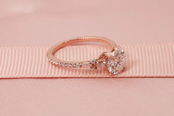 Nhẫn Đính Hôn Morina Akina N0495 Màu Vàng Hồng - Trang sức - Vua Hàng Hiệu