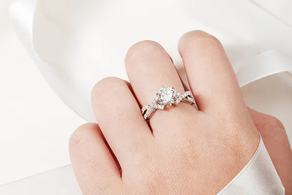 Nhẫn Đính Hôn Morina Sophie N0512 Màu Vàng Trắng - Trang sức - Vua Hàng Hiệu