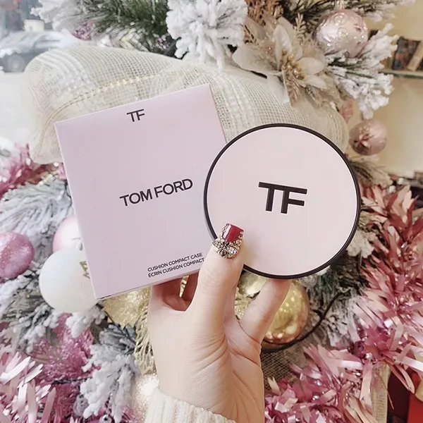 Phấn Nước Tom Ford Rose Prick Cushion Compact Limited Edition Tone 1.3
