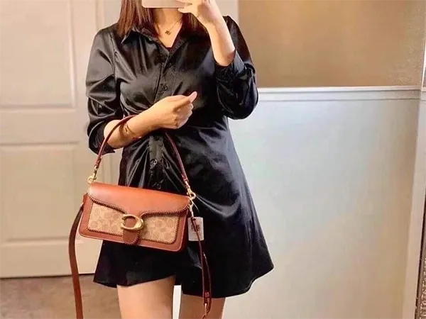 Túi Xách Coach Tabby Màu Đỏ Nâu