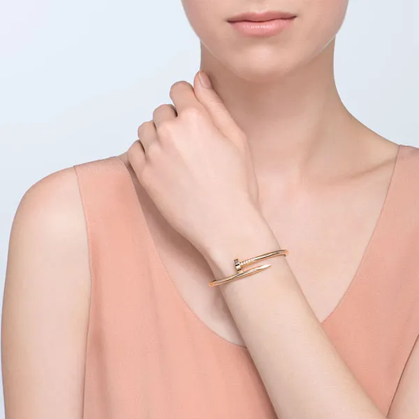 Vòng Đeo Tay Jewery Luxury Juste Un Clou Đầu Đinh Trơn Vàng Hồng - Trang sức - Vua Hàng Hiệu