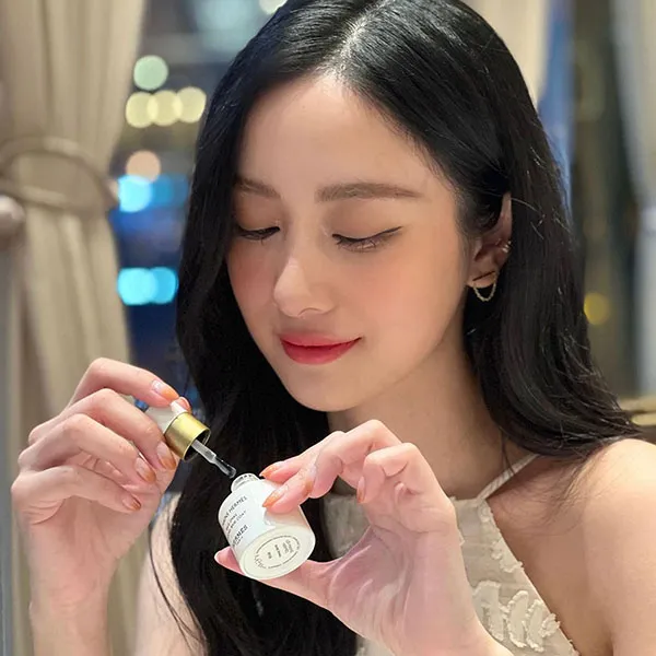 Sơn Móng Tay Hermès Bazaar Màu Trắng 15ml - Chăm sóc móng - Vua Hàng Hiệu