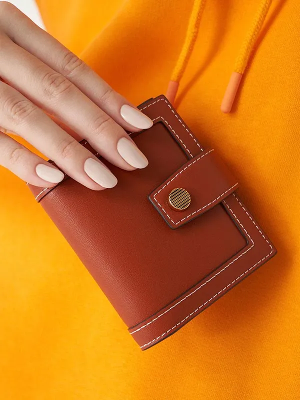 Ví Nữ Charles & Keith CNK Bronte Stitch Trim Short Wallet Brick 11200018 Màu Nâu