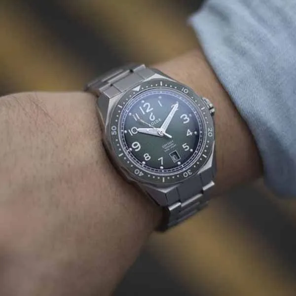 Đồng Hồ Nam Boldr Odyssey Freediver 202 Màu Bạc Mặt Xanh Rêu