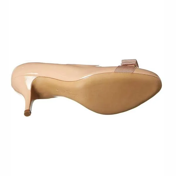 Giày Cao Gót Salvatore Ferragamo Vara Bow Patent Pumps L845531 Màu Be Size 35