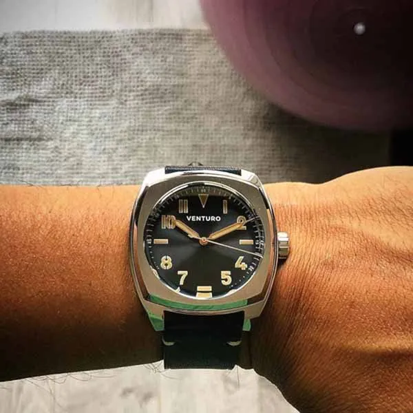 Đồng Hồ Nam Venturo Field Watch II Màu Đen Sunburst (+ 1 Canvas Strap)