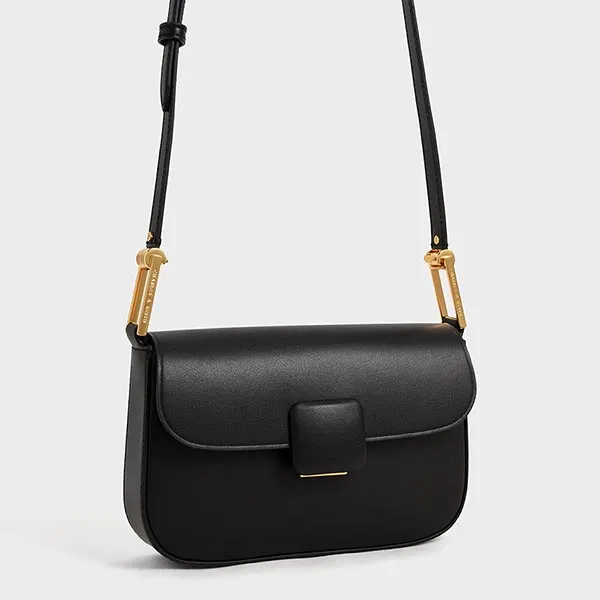 Túi Xách Nữ Charles & Keith CNK Koa Square Push-Lock Shoulder Bag Black 20270818 Màu Đen