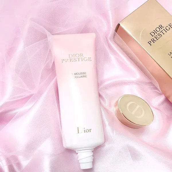 Set Dưỡng Da Dior Prestige 4 Món (Kèm Túi Đựng)
