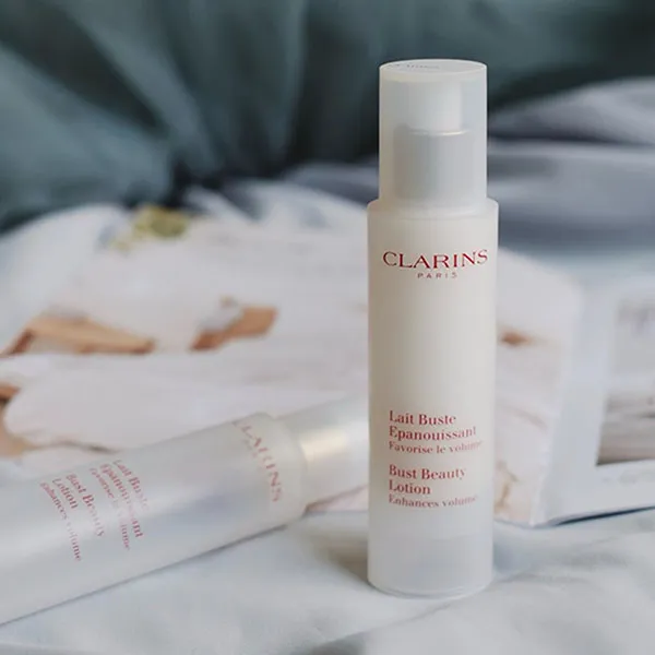 Gel Dưỡng Da Hỗ Trợ Săn Chắc Ngực Clarins Bust Beauty Extra-Lift 50ml Màu Trắng - Mỹ phẩm - Vua Hàng Hiệu