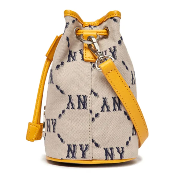 Túi Đeo Chéo Dây Rút MLB Monogram Diamond 3ABMS022N-50BGS Màu Beige Phối Vàng