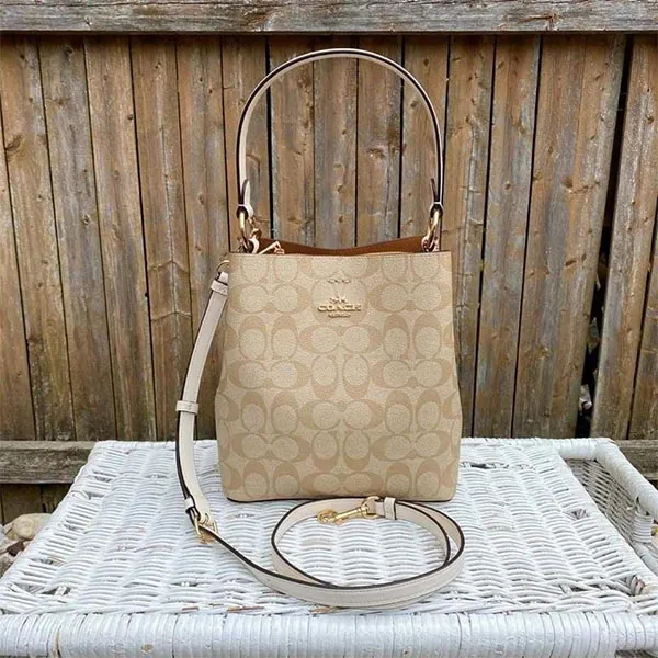 Túi Xách Coach Small Town Bucket Bag In Signature Canvas Màu Nâu