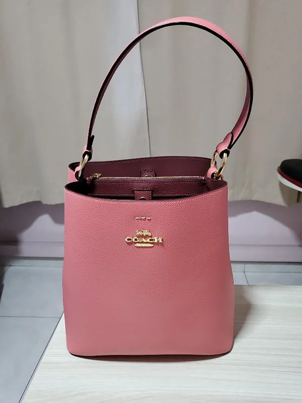 Túi Xách Coach Small Town Bucket Bag Màu Hồng