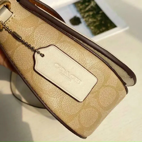 Túi Đeo Chéo Coach Georgie Saddle C2806