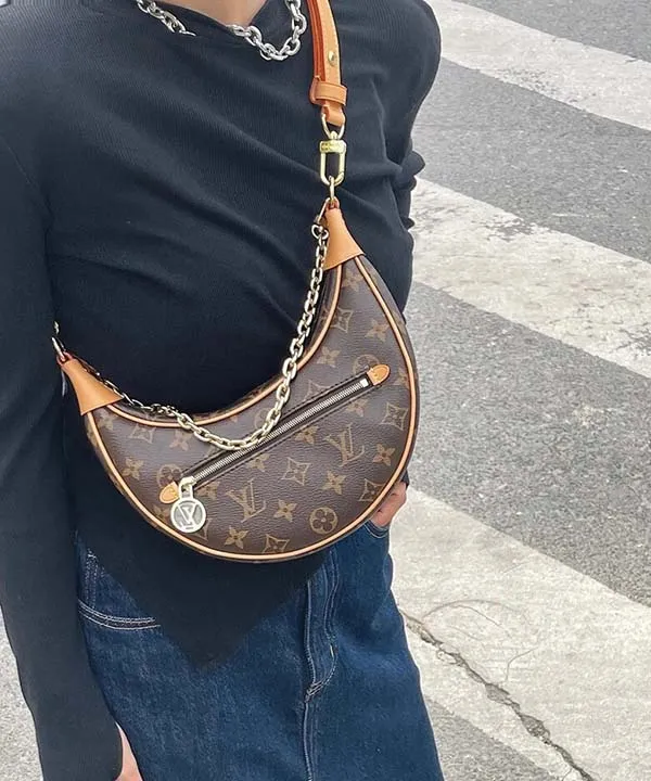 Khám phá chi tiết chiếc túi xách Louis Vuitton Loop Bag đình đám  ELLY