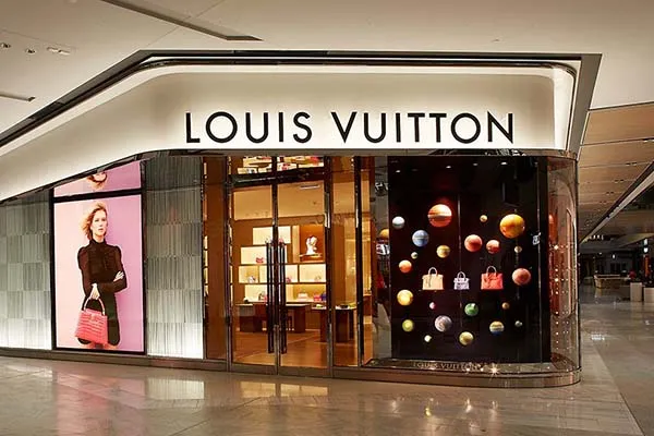 Túi Đeo Chéo Nữ Louis Vuitton LV Vanity Chain Pouch Monogram M47125 Màu Nâu - 2