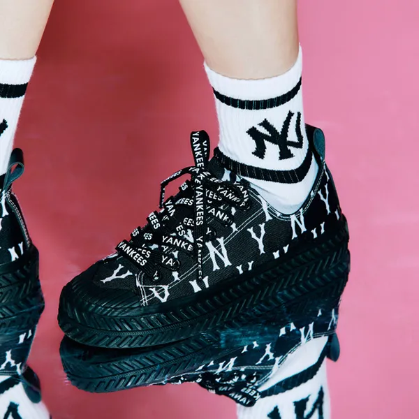 Giày Sneakers MLB Playball Monogram Yankees Yanke 3ACVVM12N-50BKS Màu Đen Size 250 - Giày - Vua Hàng Hiệu
