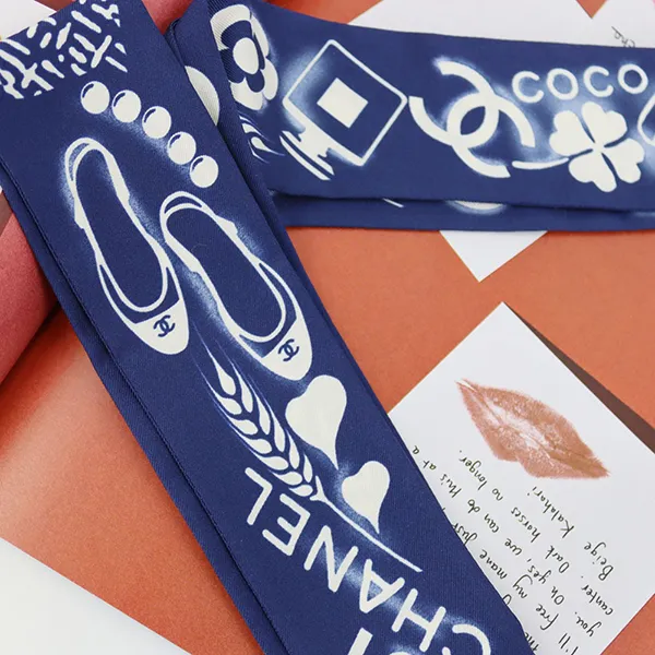 Khăn Chanel Silk Twill Ballerina Slim Bandeau AA0349 Màu Xanh Navy