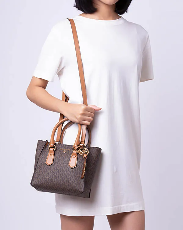 Túi Xách Michael Kors MK Signature Kris Small Satchel Brown Acorn Màu Nâu