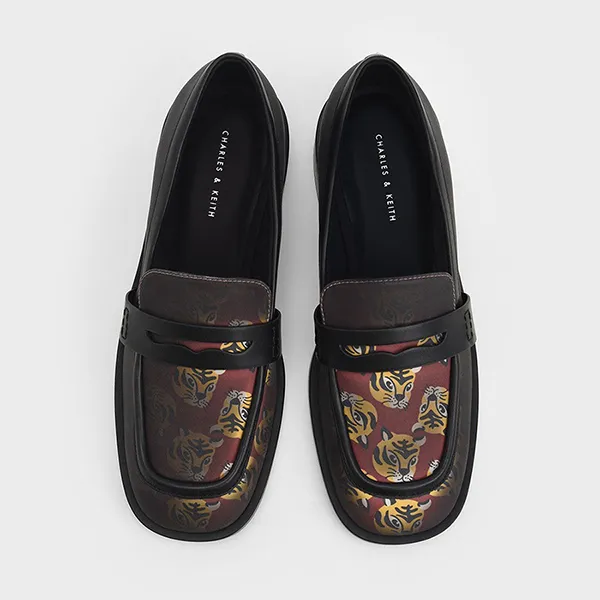 Giày Lười Charles & Keith CNK Antonia Heat-Reactive Penny Loafers 70380759-1 Màu Đen Đỏ Size 37