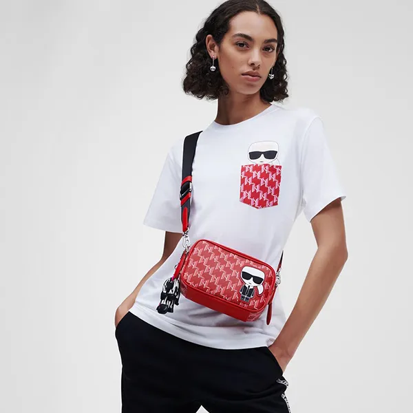 Túi Đeo Chéo Karl Lagerfeld Ikonik Monogram Camera Bag With Karlimal Charm Màu Đỏ - Túi xách - Vua Hàng Hiệu