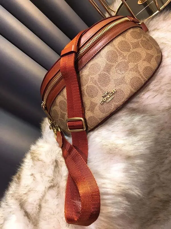 Túi Đeo Hông Coach Belt Bag In Signature Canvas Brown Màu Nâu