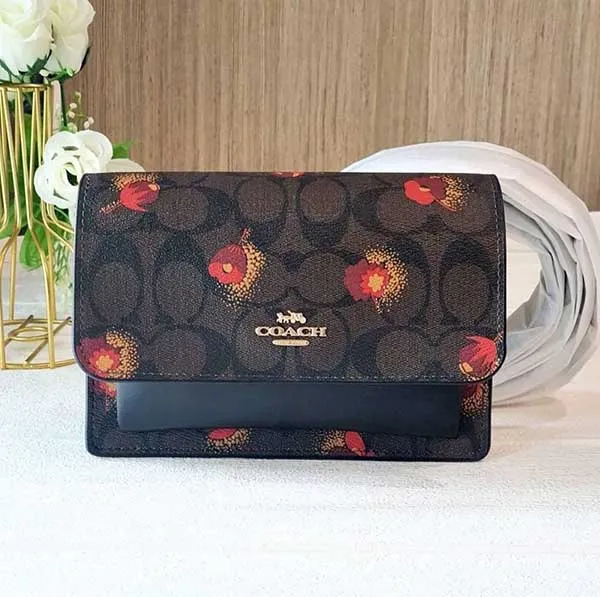 Túi Đeo Chéo Coach Klare Foldover Beltbag Màu Nâu Đen