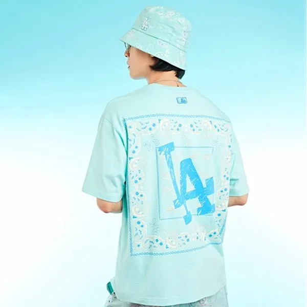 Áo Phông MLB Paisley Back Logo Short Sleeve T-shirt New York Yankees 3ATS52023-07MTL Màu Xanh Mint